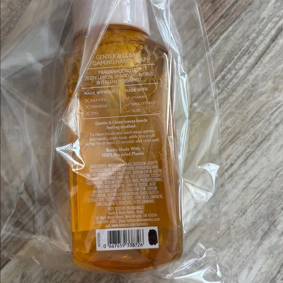 Bath & body works Candle & soap set NWT - Picture 6 of 6